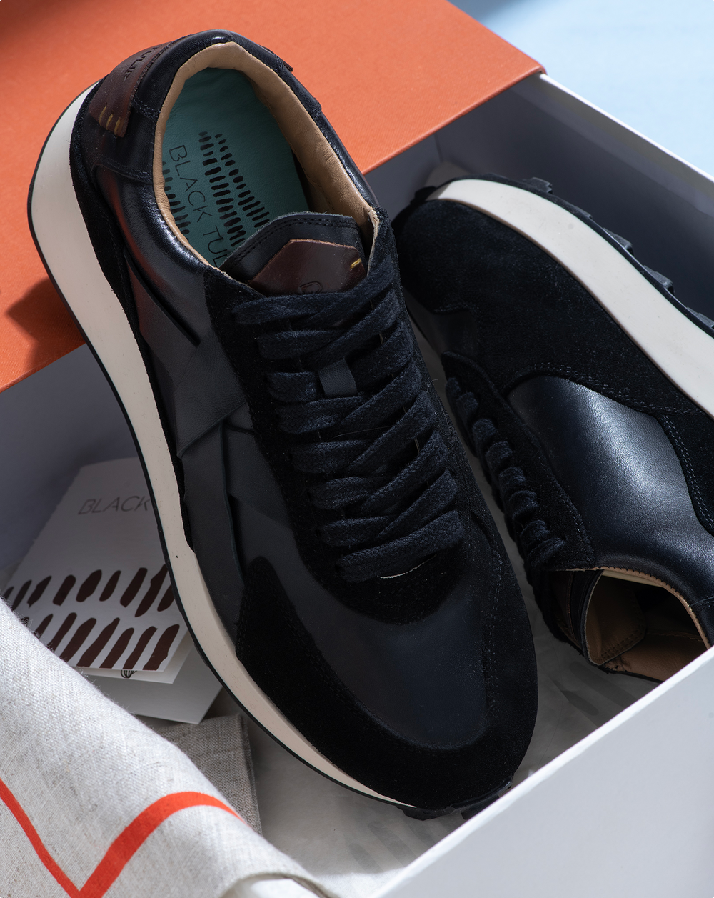 Women Black Trainers