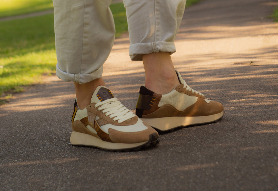 Arbi Sleek Sneaker - Off-White Earthy