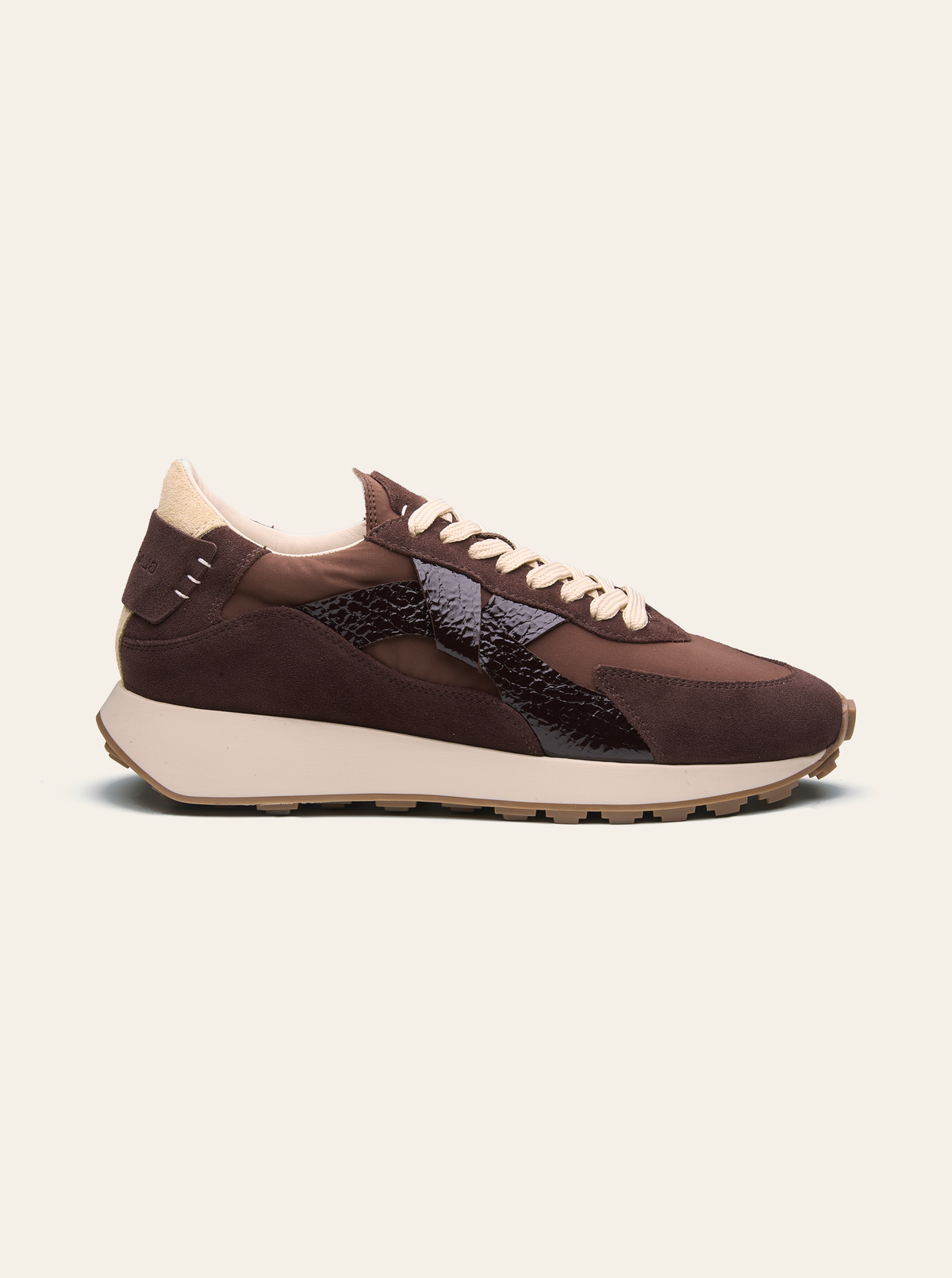 Black Tulip Arbi Sleek Sneaker in Cocoa Brown β women's leather trainers, heel and counter detail