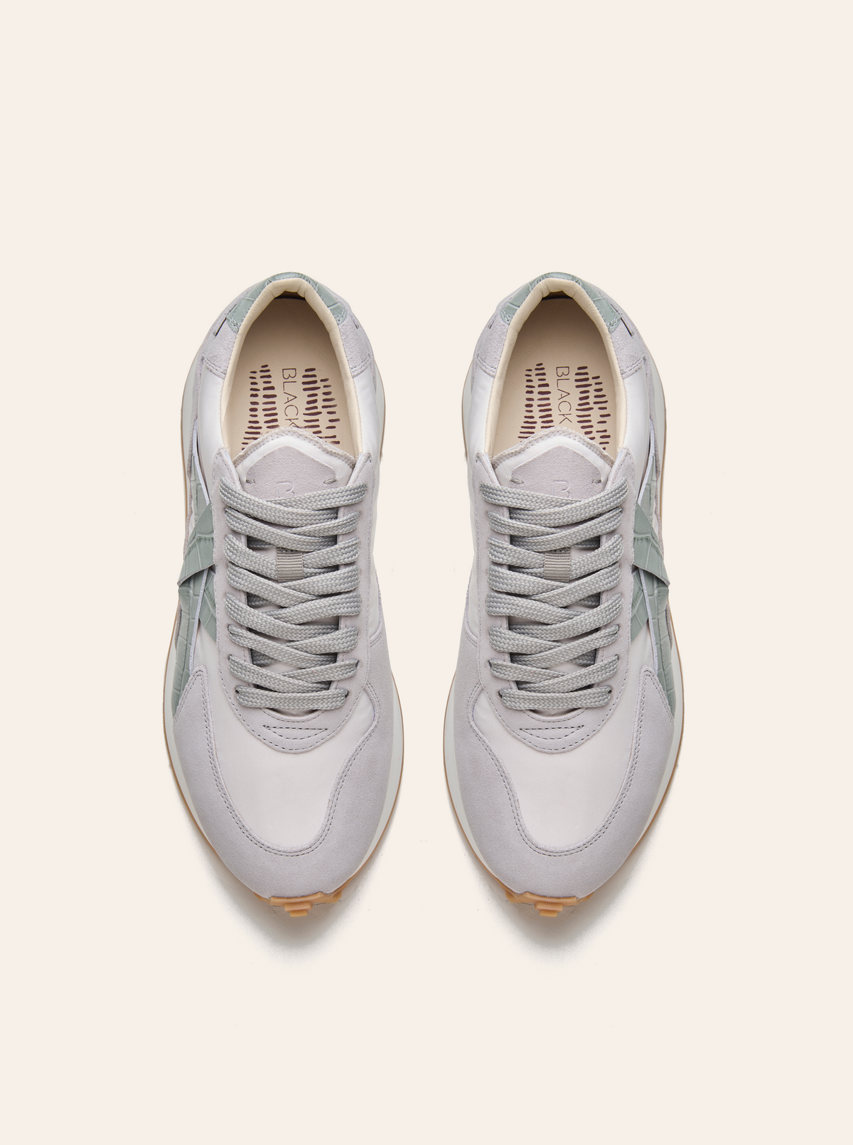 Black Tulip Arbi Sleek Sneaker in Light Grey β women's leather trainers, three-quarter view