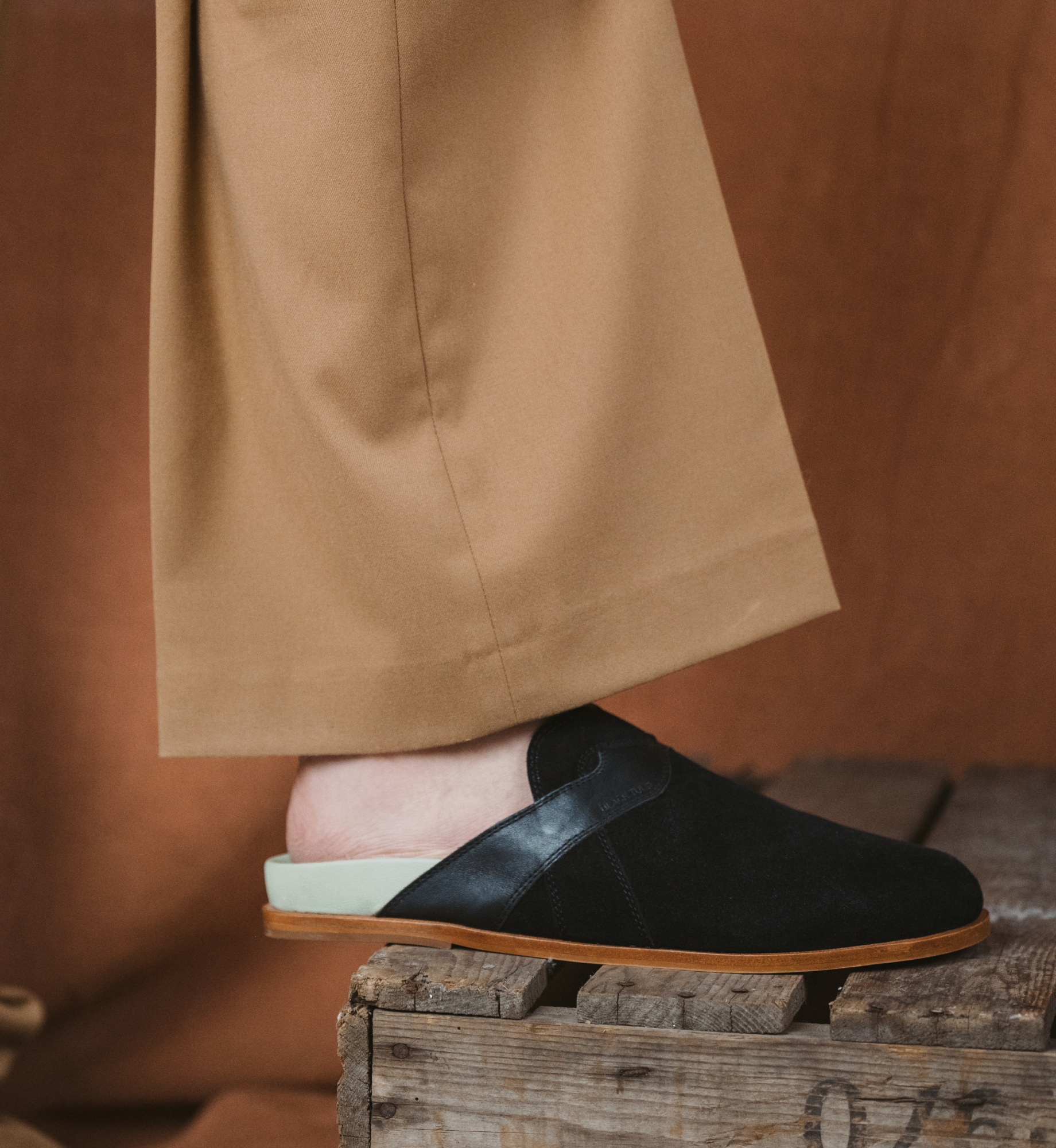 How To Wear Mules: A Styling Guide For The Modern Woman