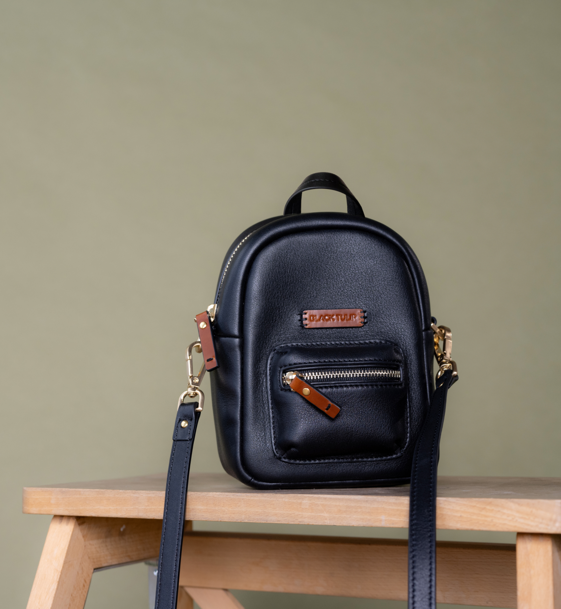 Does A Mini Backpack Count As A Carry-On: Navigating Airline Hand Luggage Policies