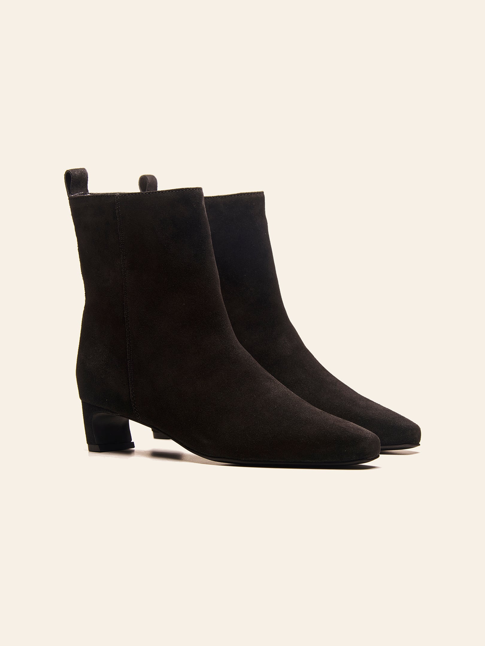 Iris Kitten Heel Ankle Boot - Black