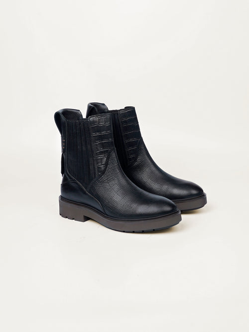 Farro Flat Chelsea Boot - Black Croc