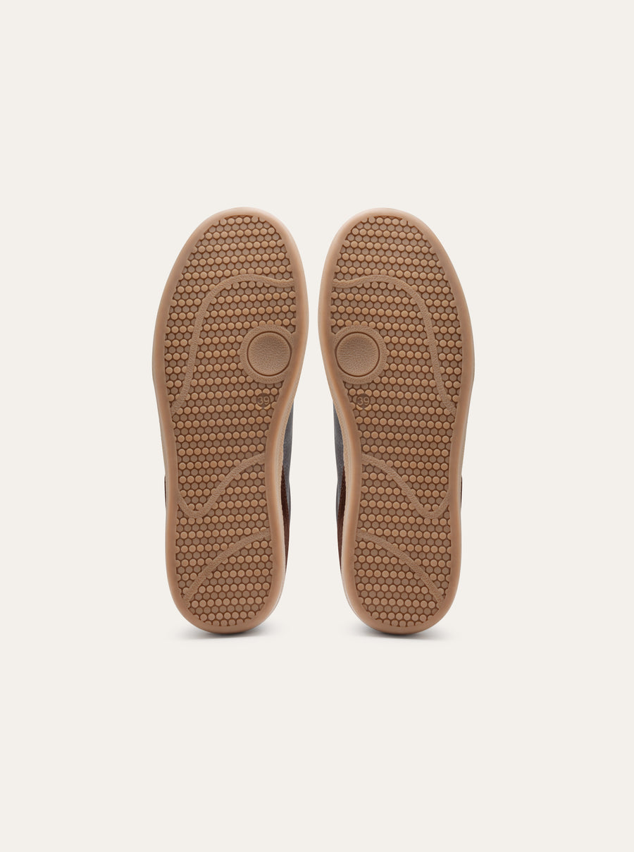 Cassava Classic Tennis Trainer - Chocolate