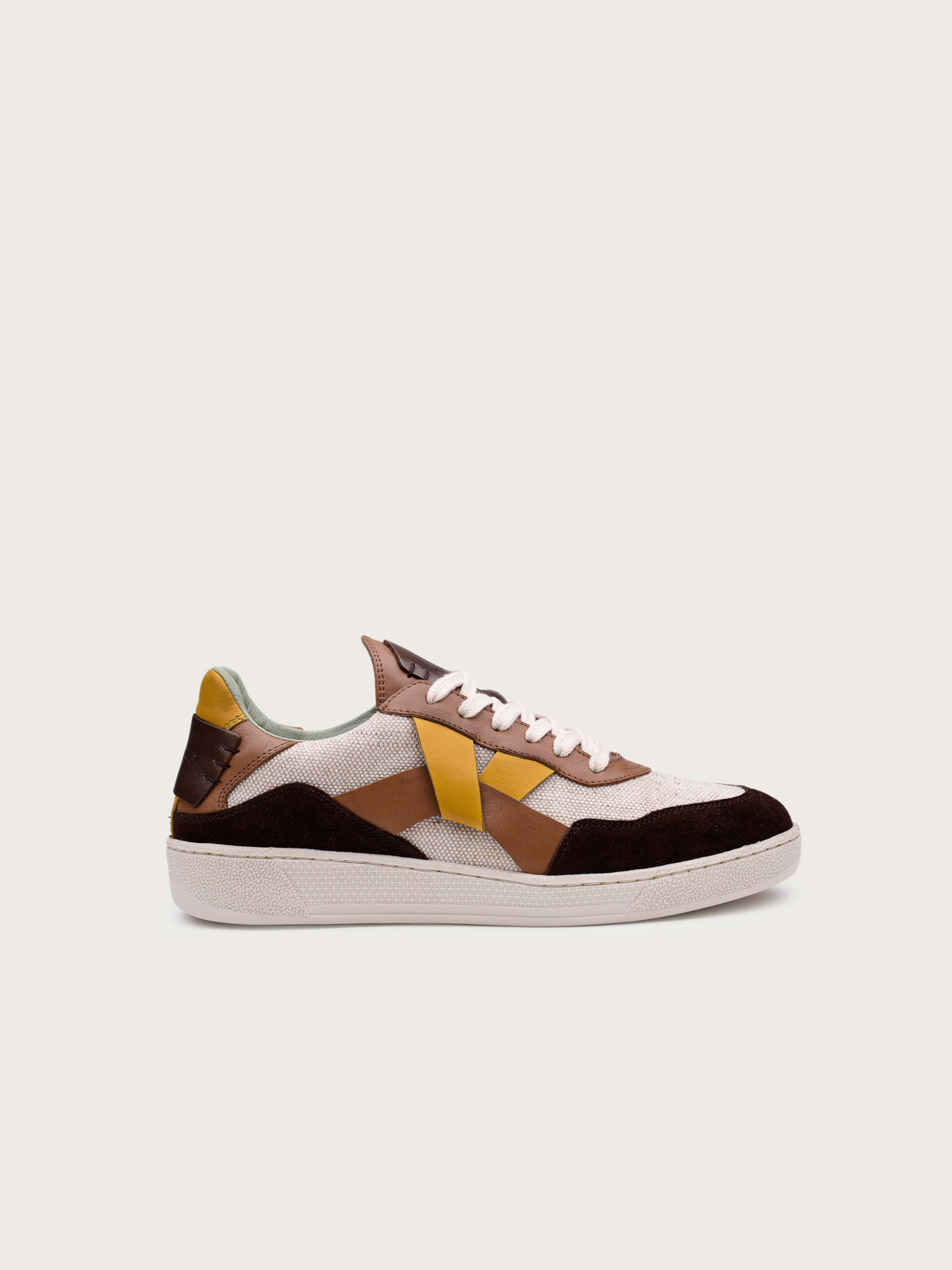 Cassava Classic Tennis Trainer - Natural Turmeric