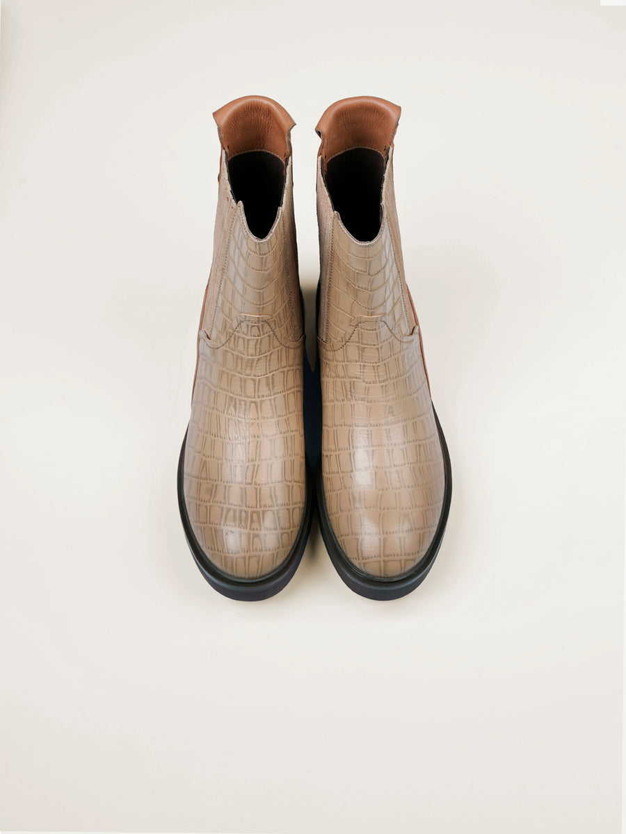 Farro Flat Chelsea Boot - Stone Beige