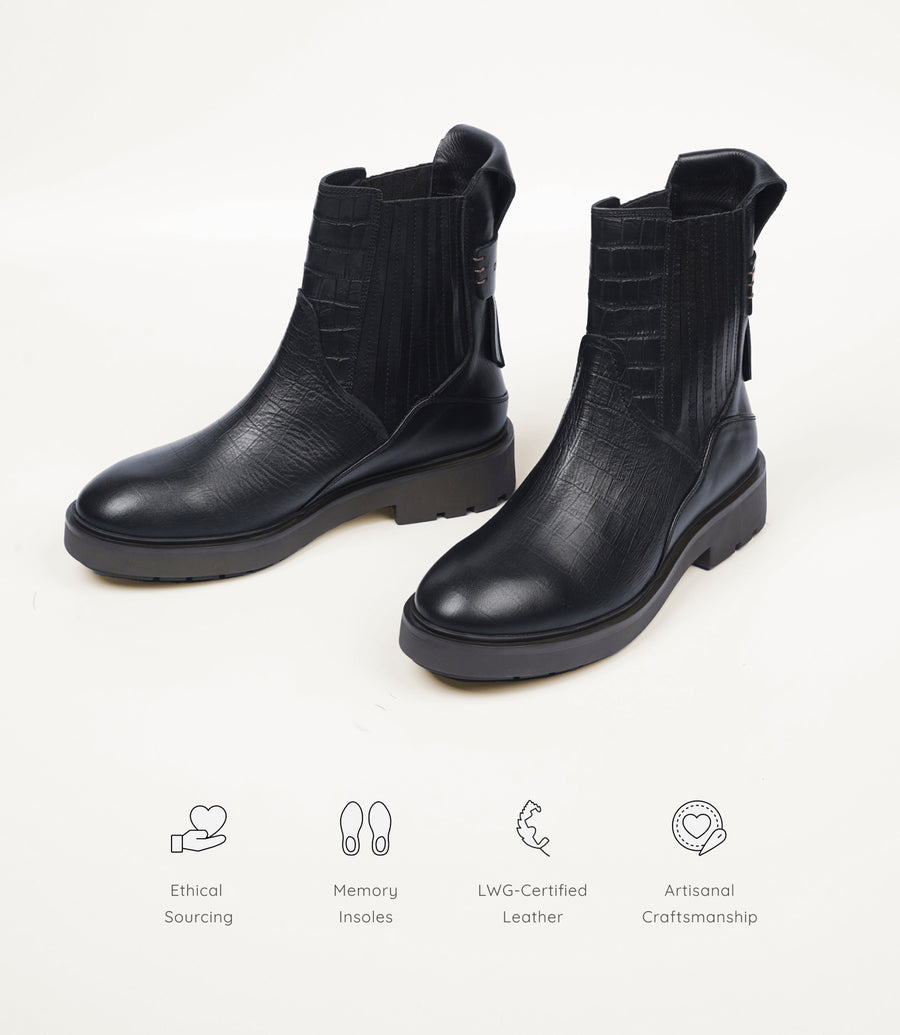 Farro Flat Chelsea Boot - Black Croc